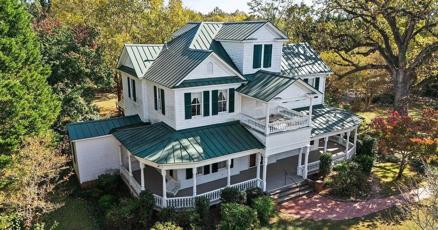 real-estate-notes-1903-farmhouse-on-181-acres-in-newberry-lists-for-2-288-million-2, 4450686,